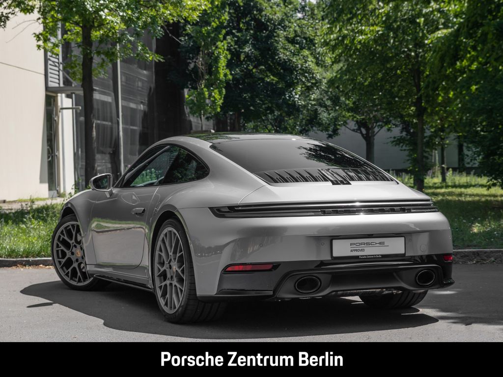 Porsche 992 2025