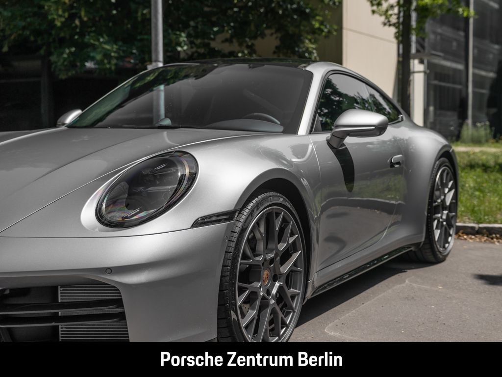 Porsche 992 2025