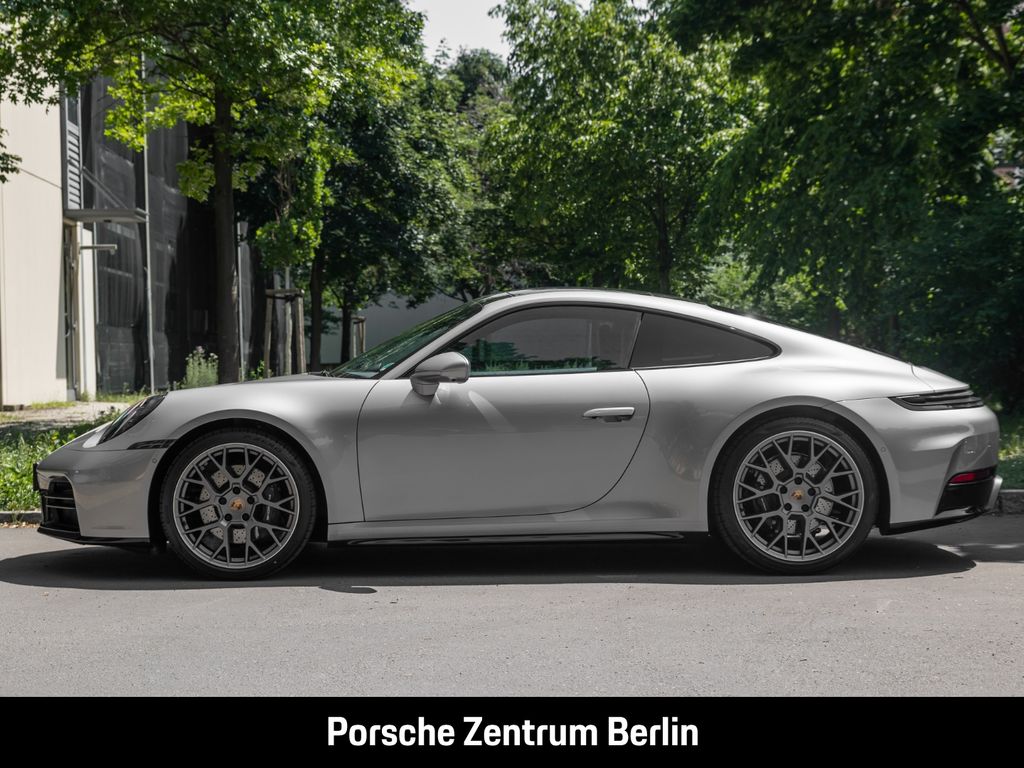 Porsche 992 2025