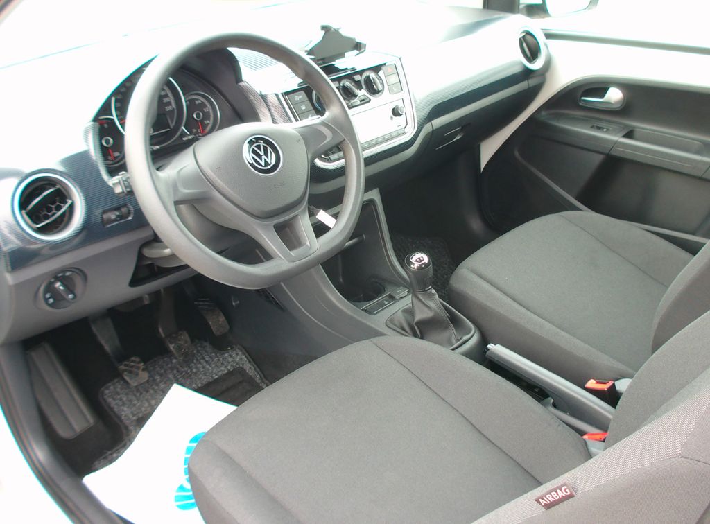Volkswagen up! 2022