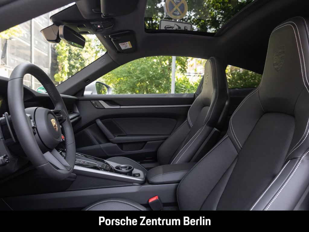 Porsche 992 2025