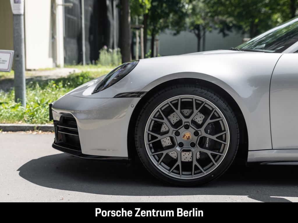 Porsche 992 2025