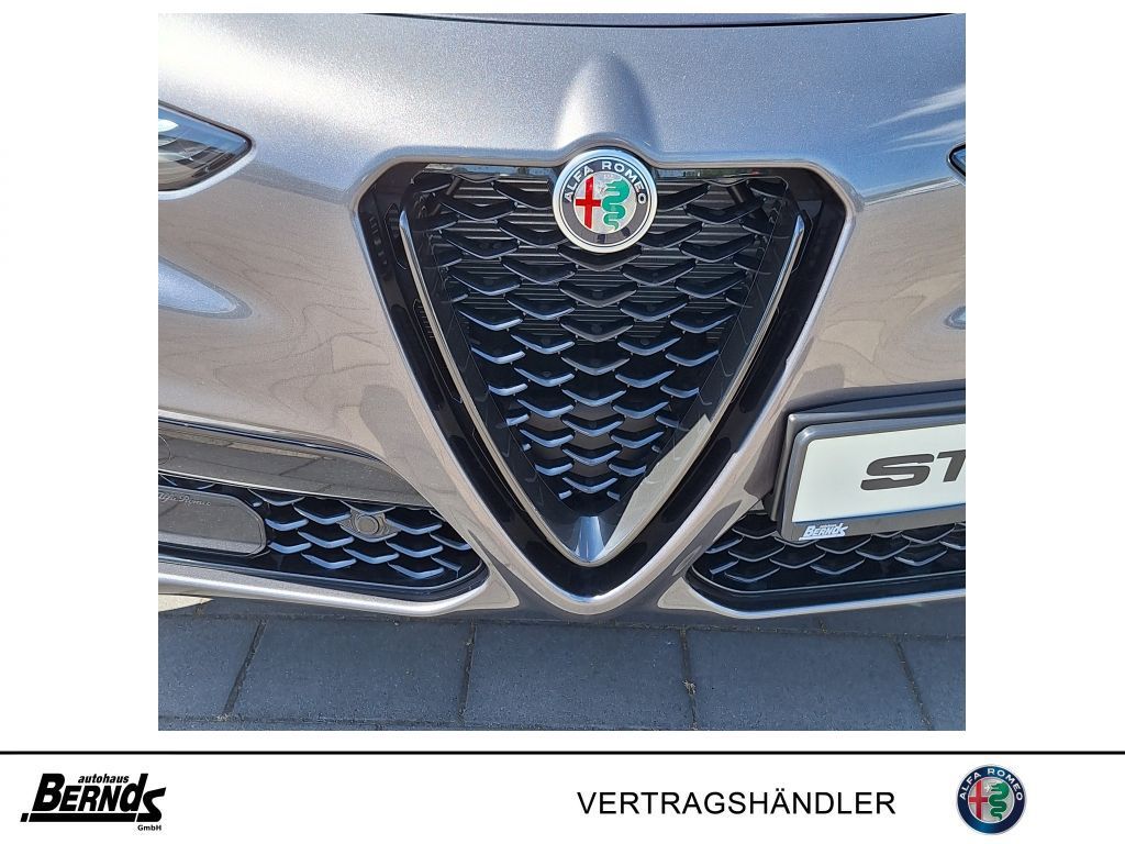 Alfa Romeo Stelvio 2024