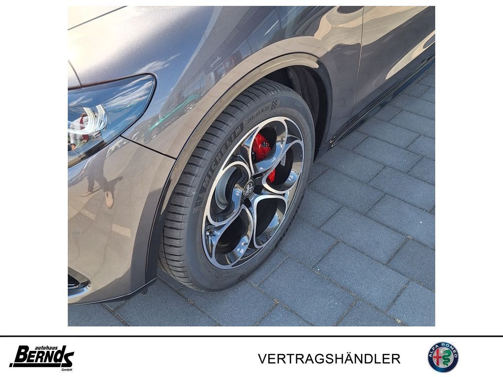 Alfa Romeo Stelvio 2024