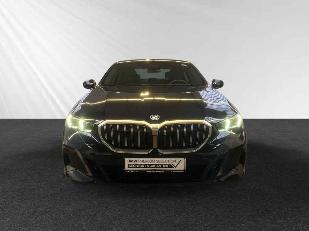 BMW 530 2025