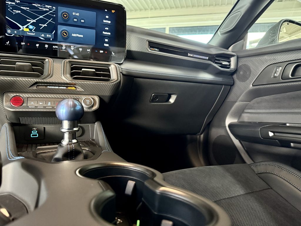 Ford Mustang 2025