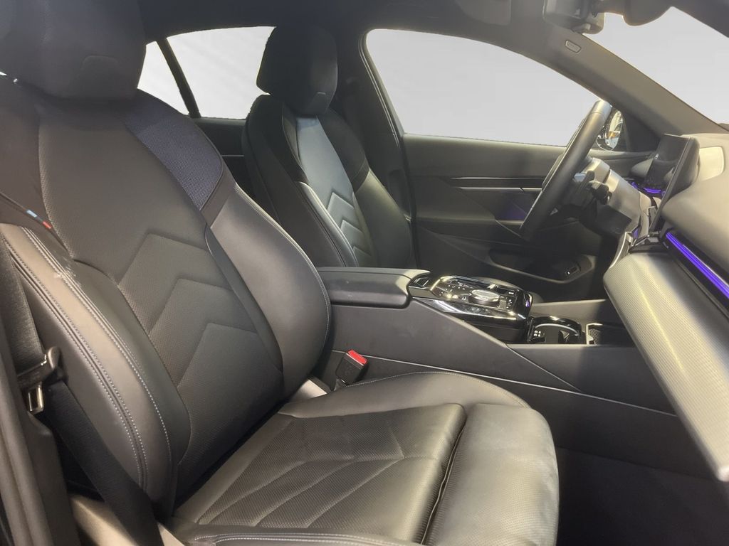 BMW 530 2025