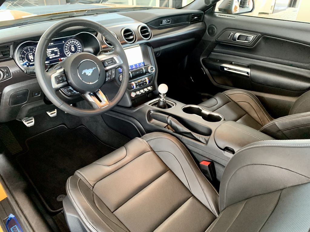 Ford Mustang 2025