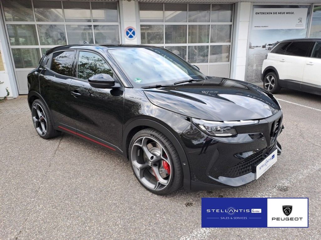 Alfa Romeo Junior 2025