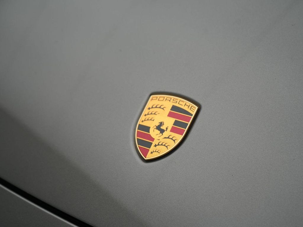 Porsche 992 2022