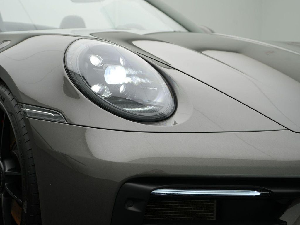 Porsche 992 2022