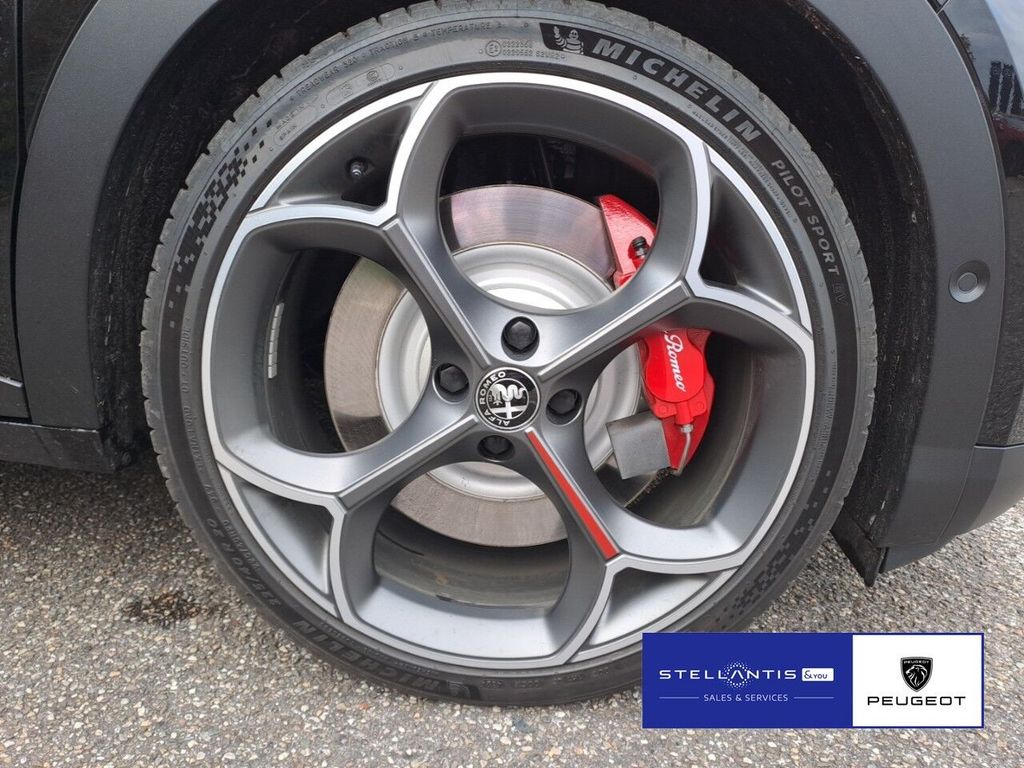 Alfa Romeo Junior 2025