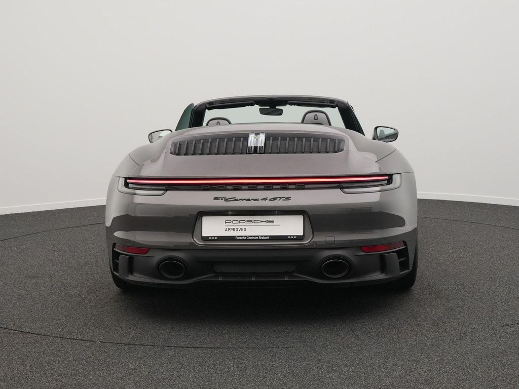 Porsche 992 2022