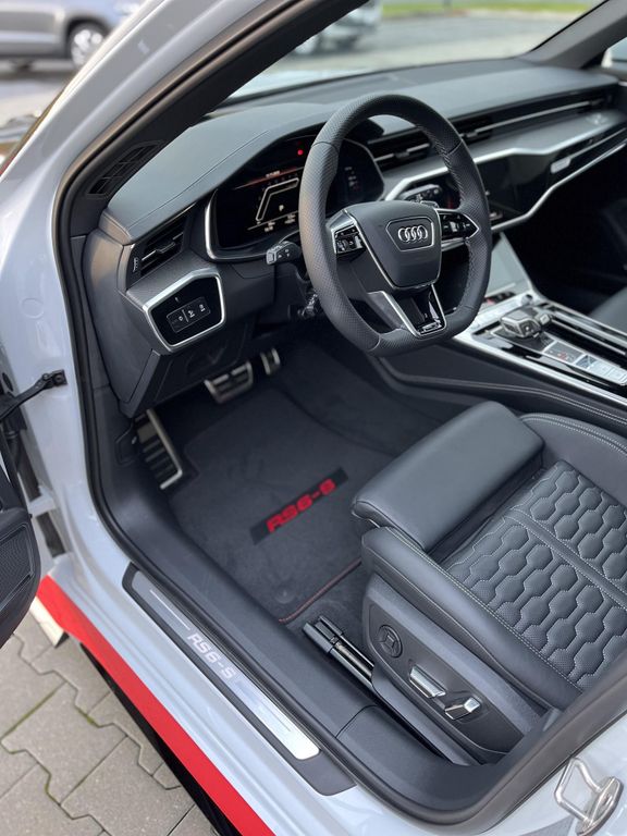 Audi RS6 2023
