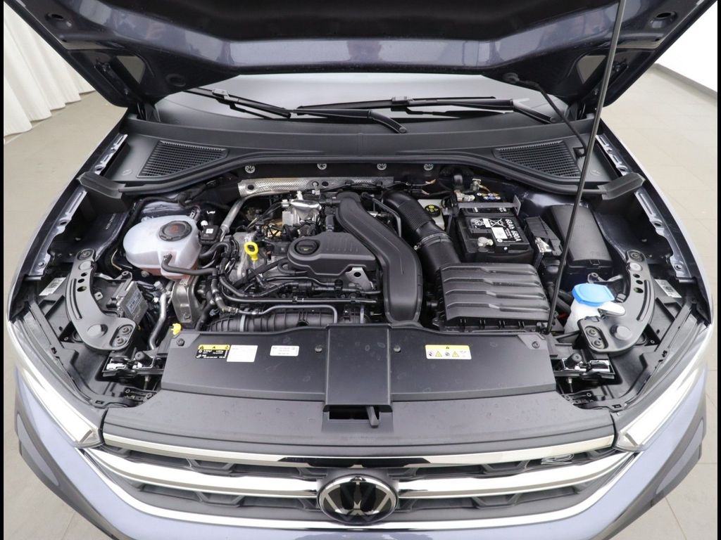Volkswagen T-Roc 2024