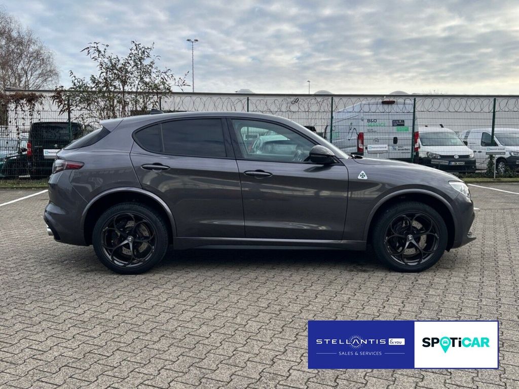 Alfa Romeo Stelvio 2022