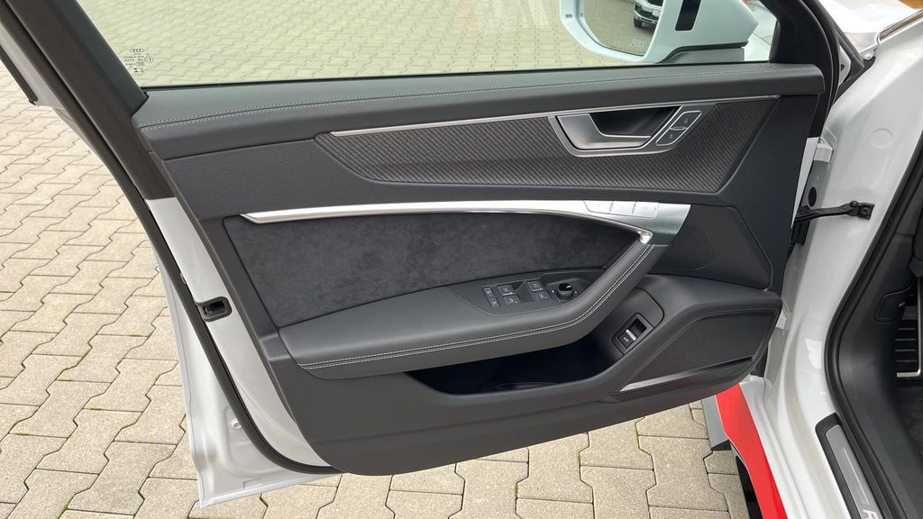 Audi RS6 2023
