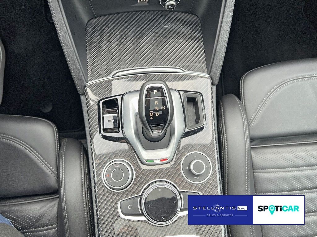 Alfa Romeo Stelvio 2022