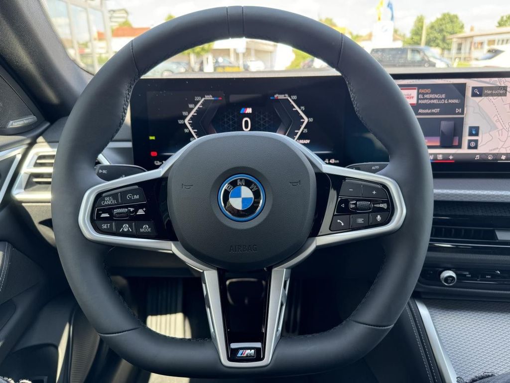 BMW i4 2025