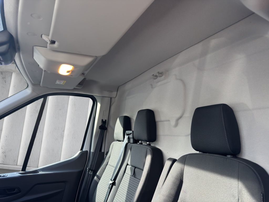 Ford Transit 2025