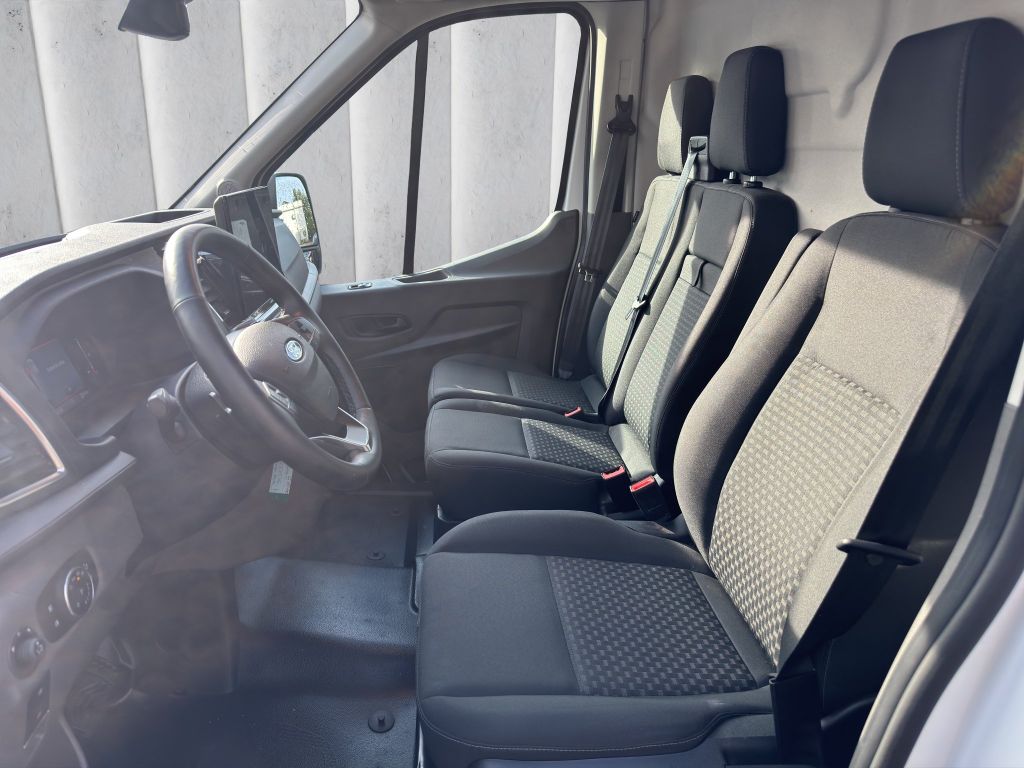 Ford Transit 2025