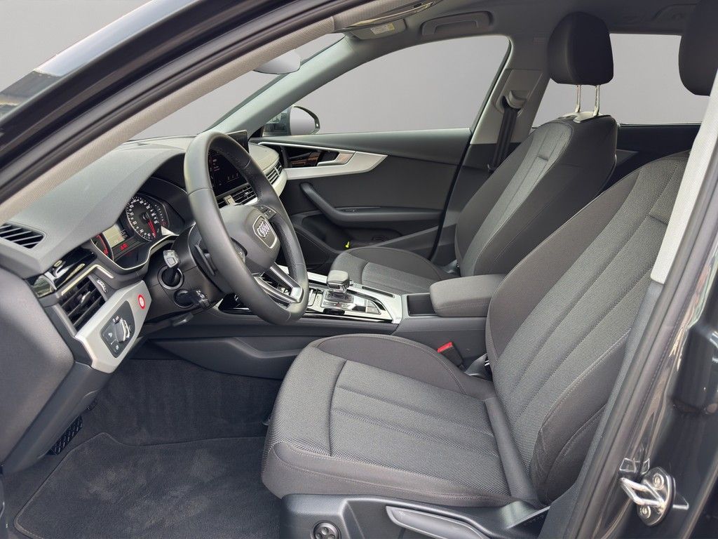 Audi A4 2024