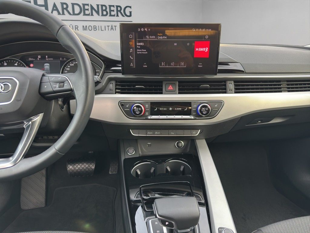 Audi A4 2024