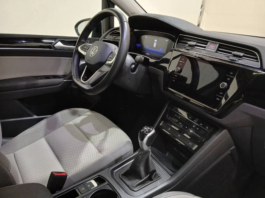 Volkswagen Touran 2023