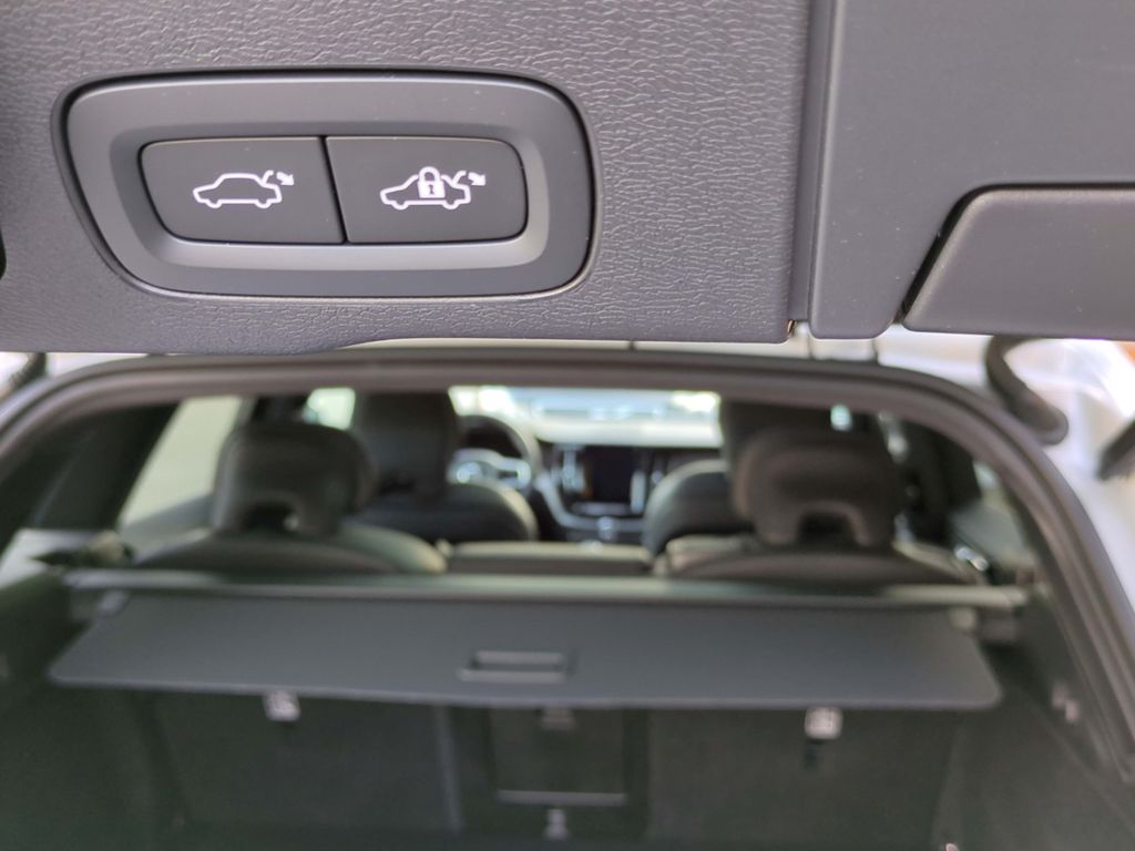 Volvo XC60 2022