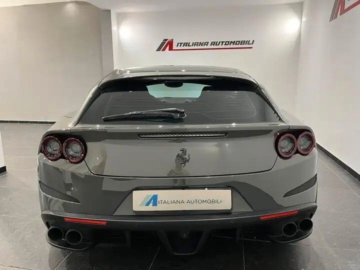 Ferrari GTC4Lusso 2018