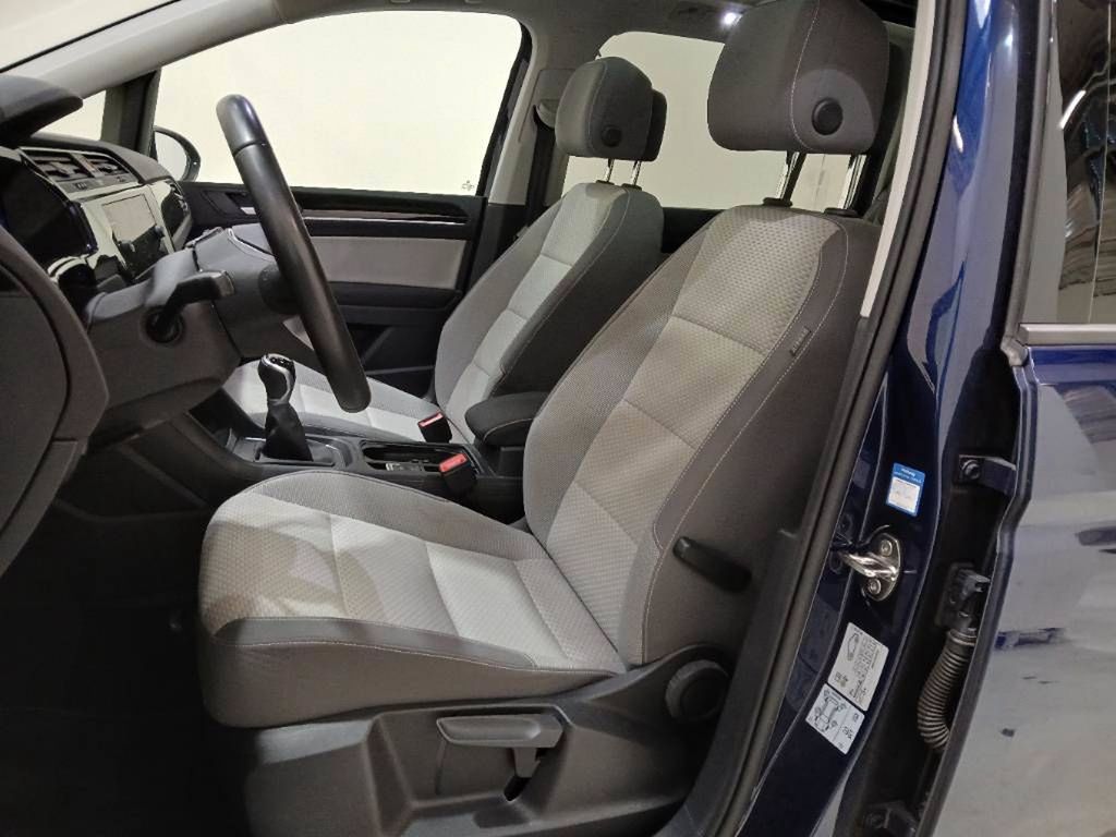 Volkswagen Touran 2023