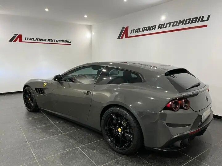 Ferrari GTC4Lusso 2018