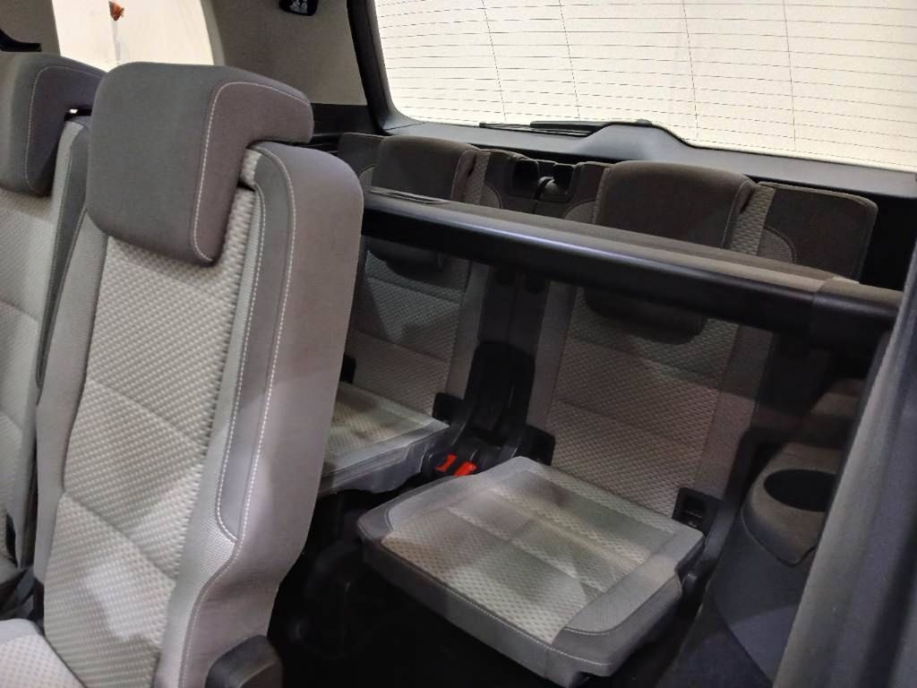 Volkswagen Touran 2023