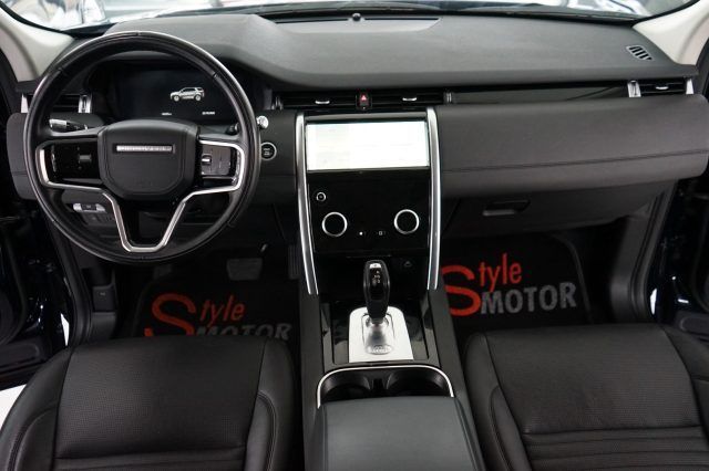 Land Rover Discovery Sport 2021