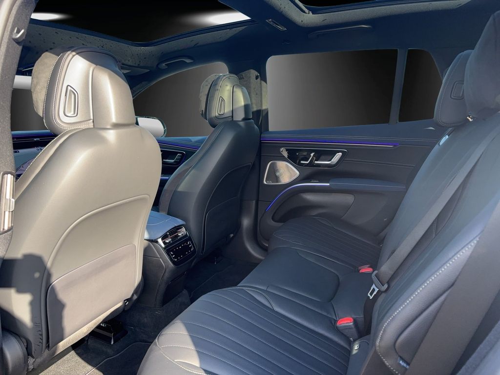 Mercedes-Benz EQS SUV 2024