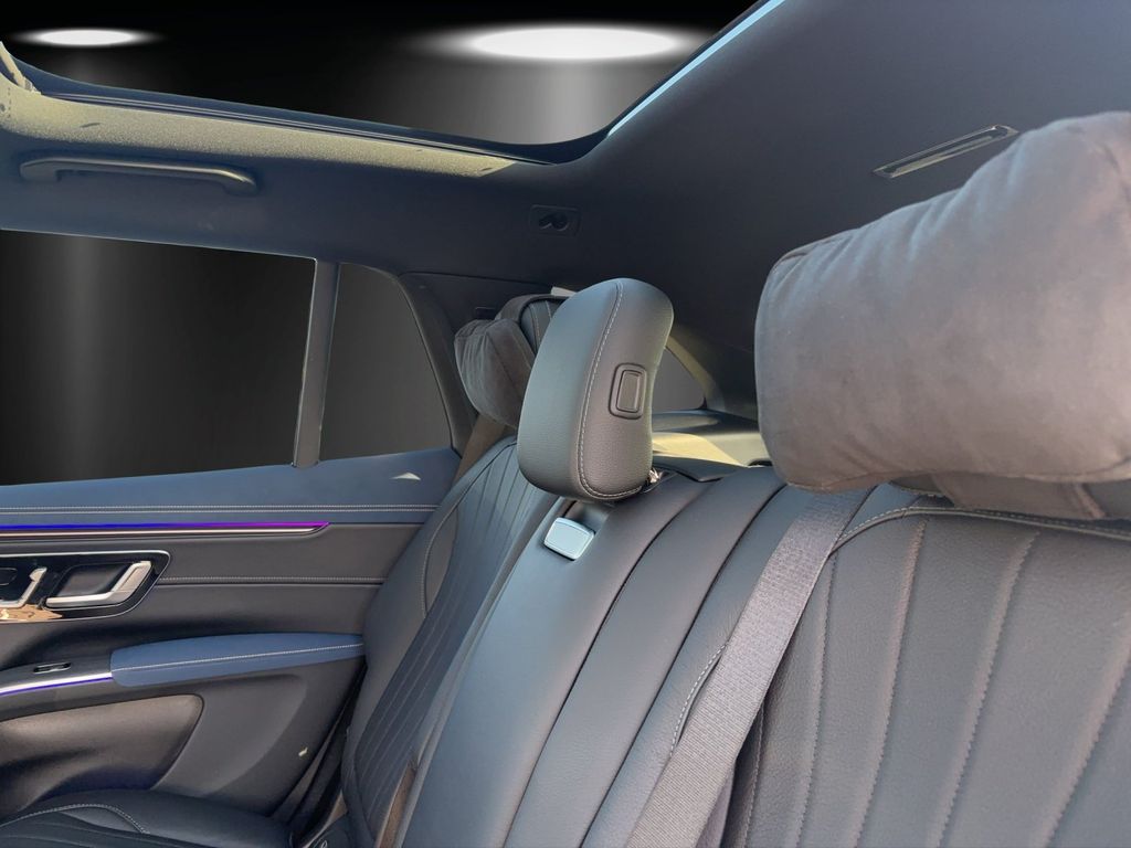 Mercedes-Benz EQS SUV 2024