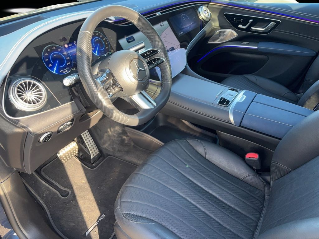 Mercedes-Benz EQS SUV 2024