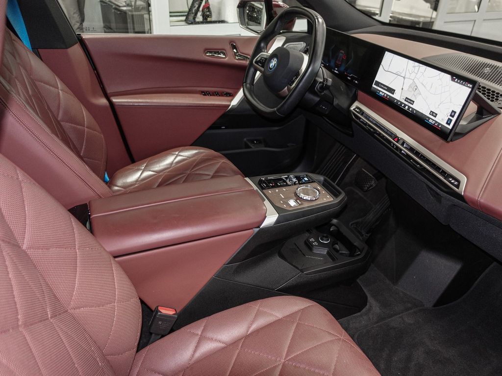 BMW iX 2023