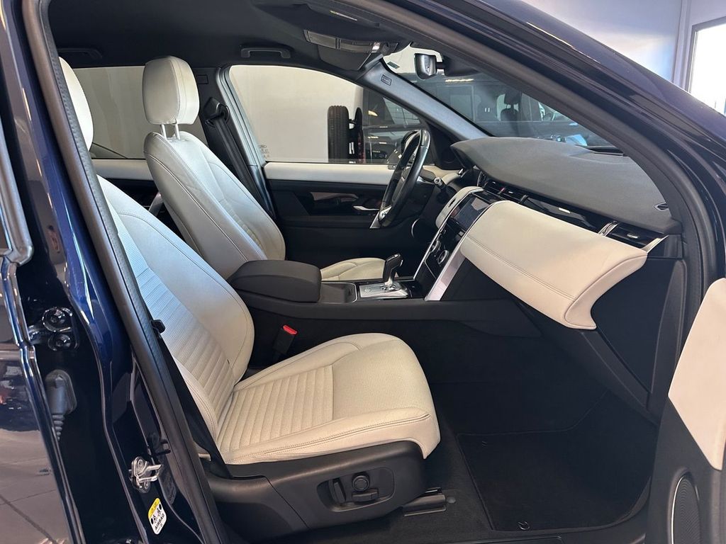 Land Rover Discovery Sport 2020