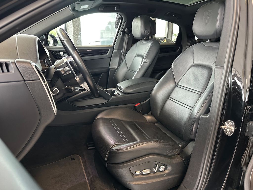 Porsche Cayenne 2019