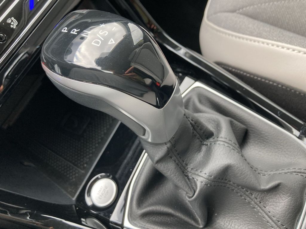 Volkswagen T-Cross 2024