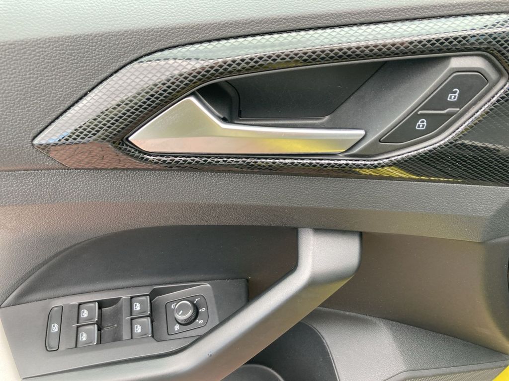 Volkswagen T-Cross 2024