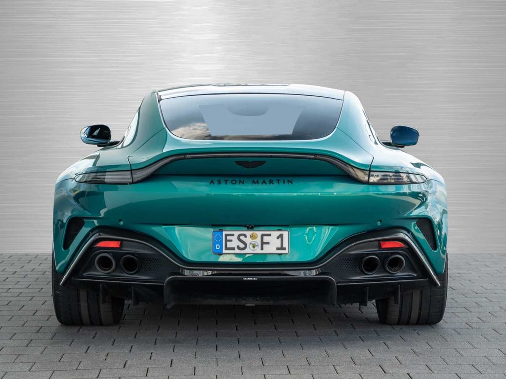 Aston Martin V8 Vantage 2024