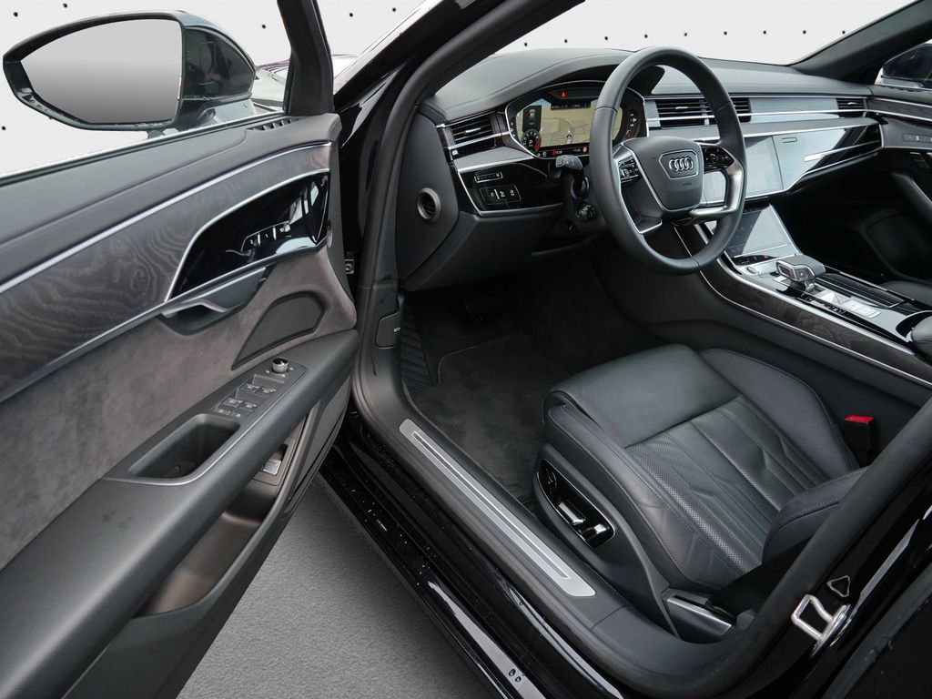 Audi A8 2025