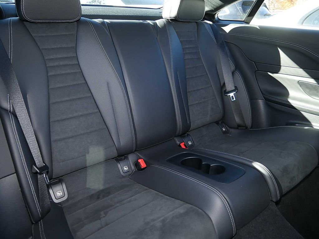 Mercedes-Benz E 350 2022