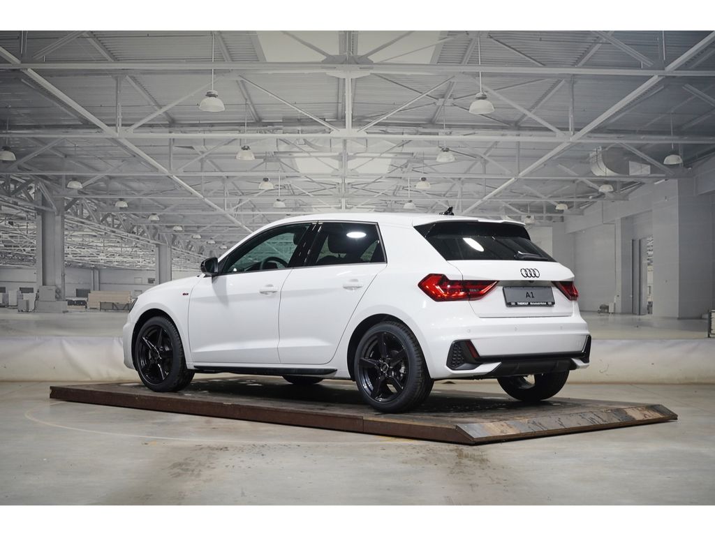 Audi A1 2025
