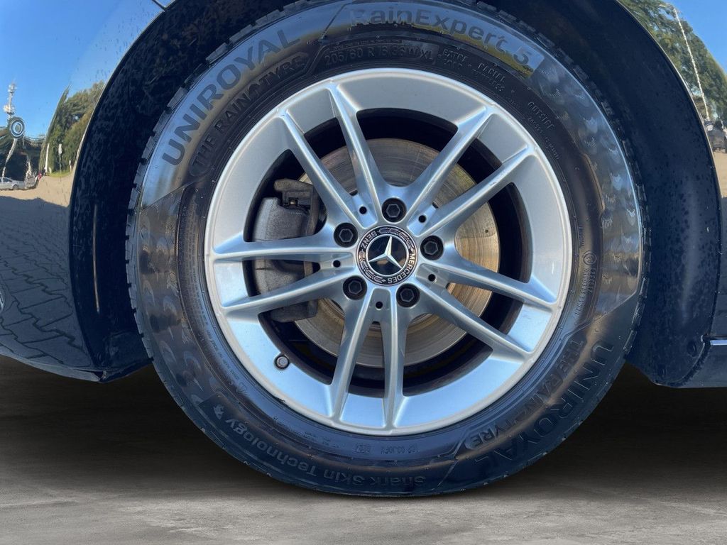 Mercedes-Benz B 200 2019