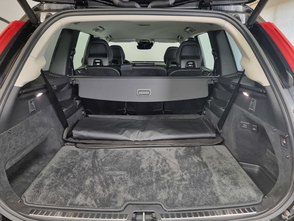 Volvo XC90 2019