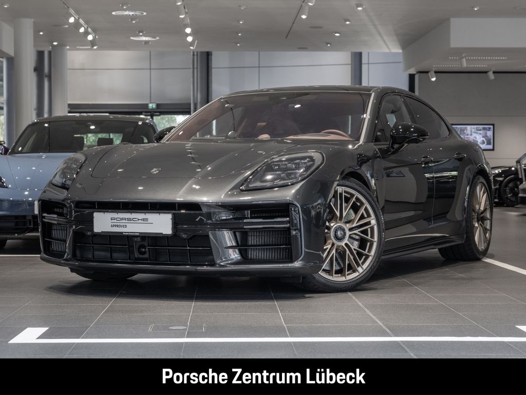 Porsche Panamera 2025