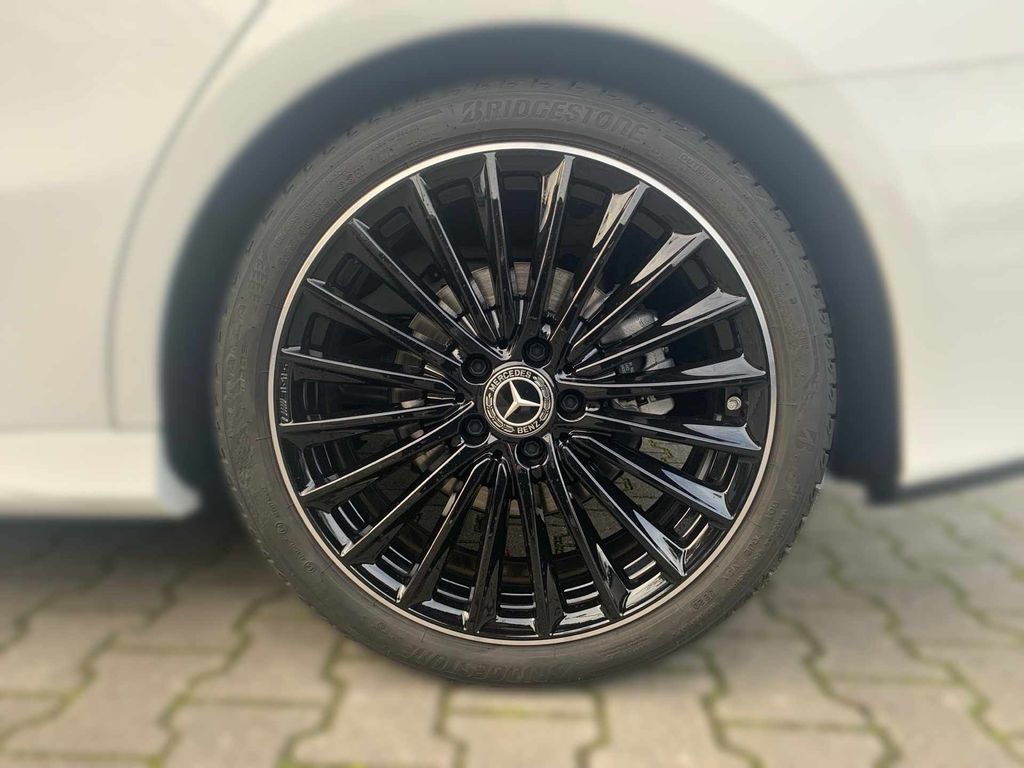 Mercedes-Benz A 220 2023
